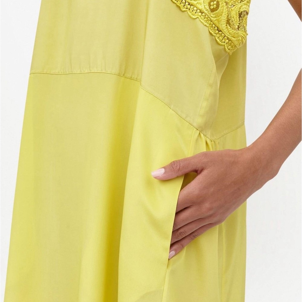 Maison Margiela Summer 2023 collection never worn lace trim Midi Dress
